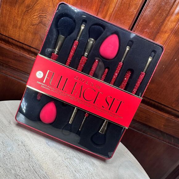 Glitz & Glam 11-Piece Full Face Brush Set Red Rhinestone Handles + Sponges NEW - Picture 6 of 16